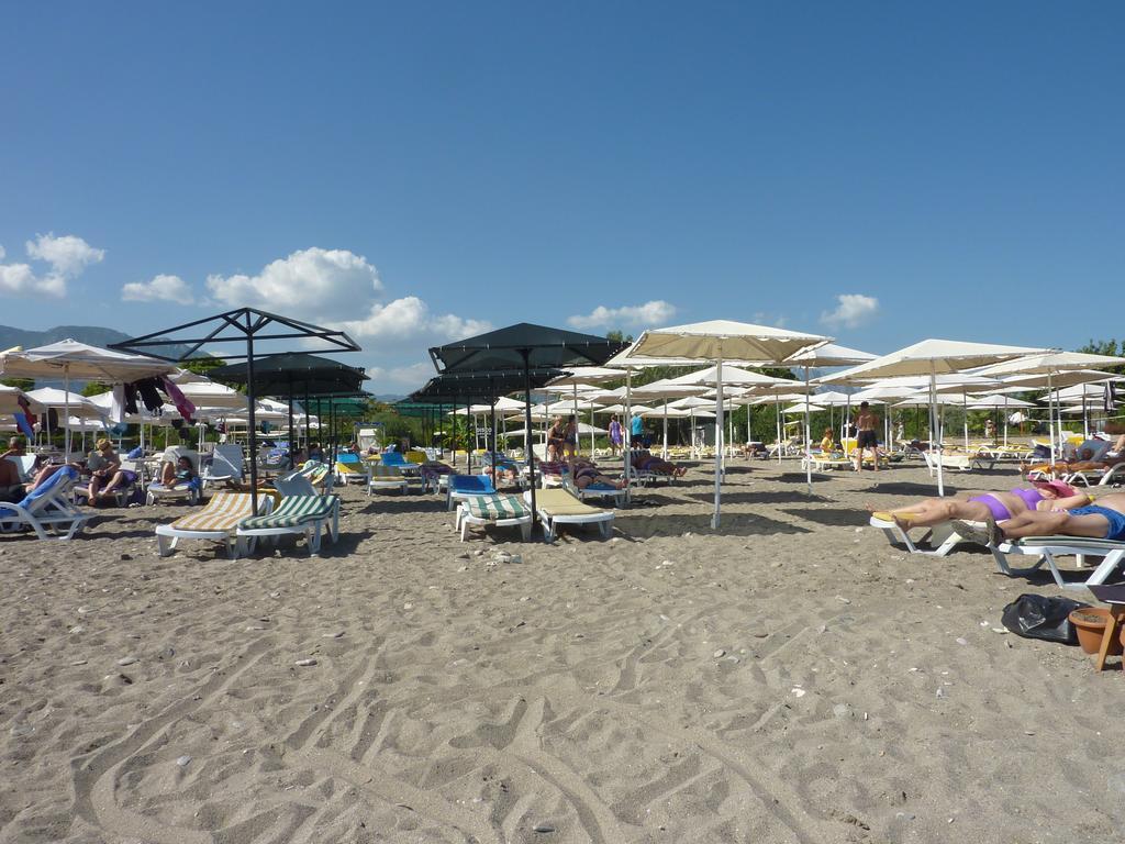 Cristal Villalar Kemer Esterno foto