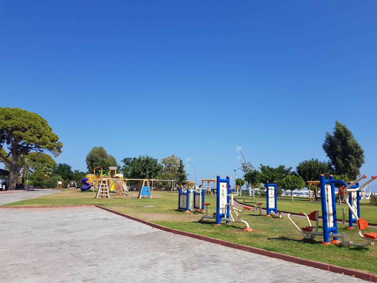 Cristal Villalar Kemer Esterno foto