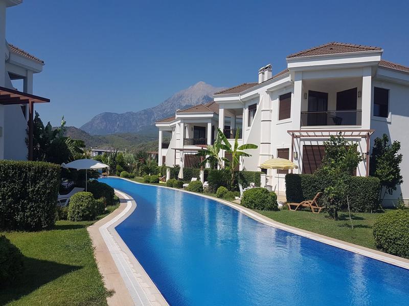 Cristal Villalar Kemer Esterno foto